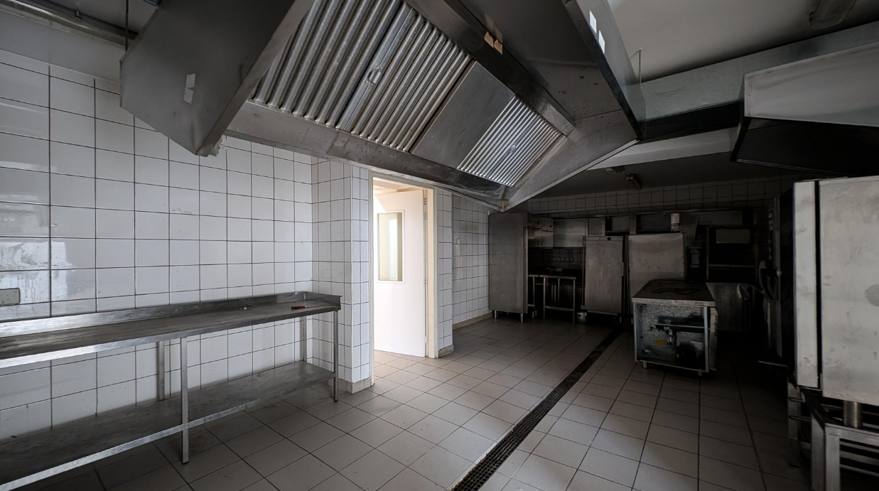 260m2 Commercial property in Moutallos, Paphos, Cyprus No. 61464