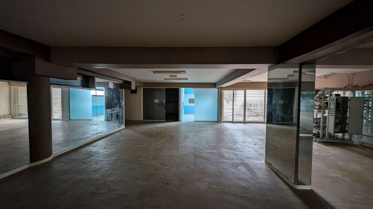 260m2 Commercial property in Moutallos, Paphos, Cyprus No. 61464