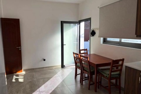 Квартира с 3 спальнями в Ларнака, Кипр № 61504