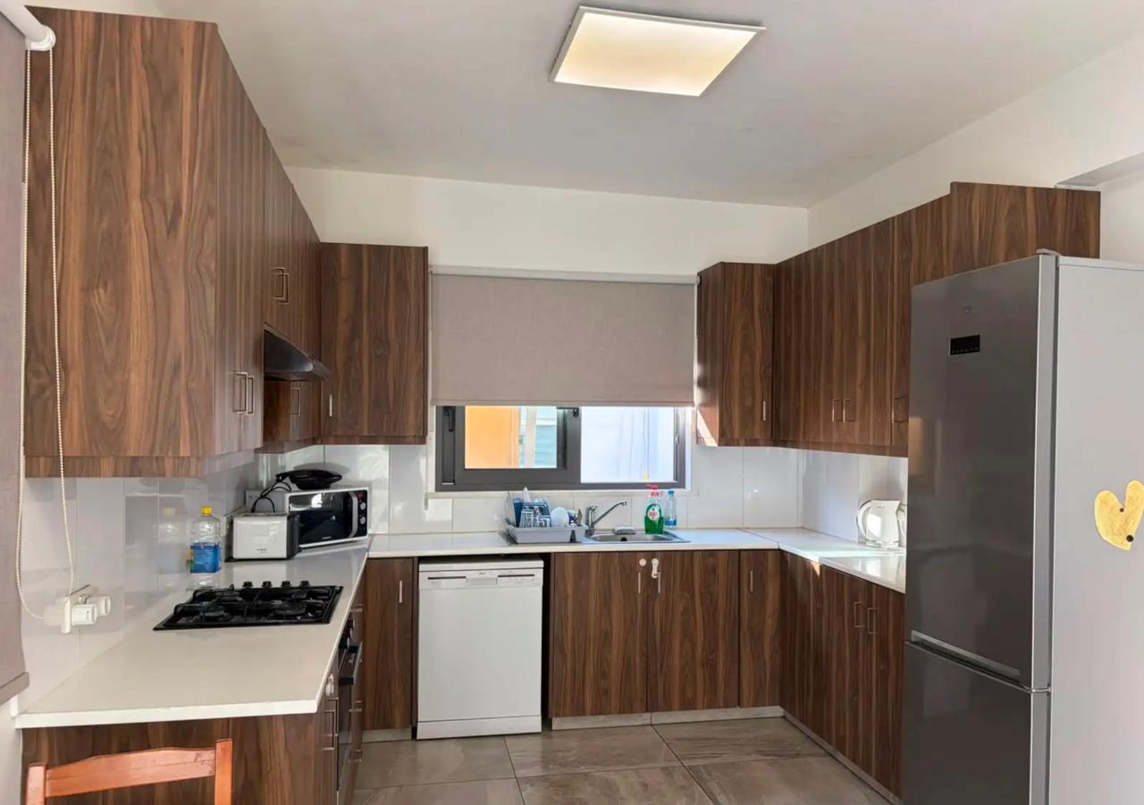 3 bedrooms Apartment in Larnaca, Larnaka, Cyprus No. 61504