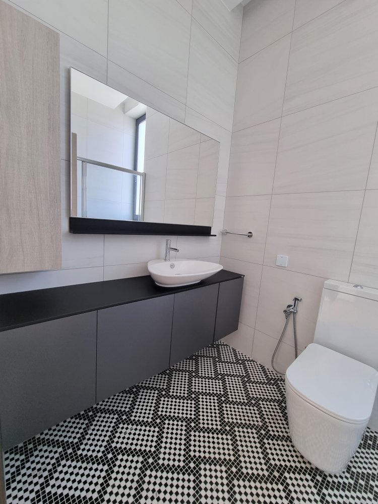 3 bedrooms Apartment in Germasogeia, Limassol, Cyprus No. 61995
