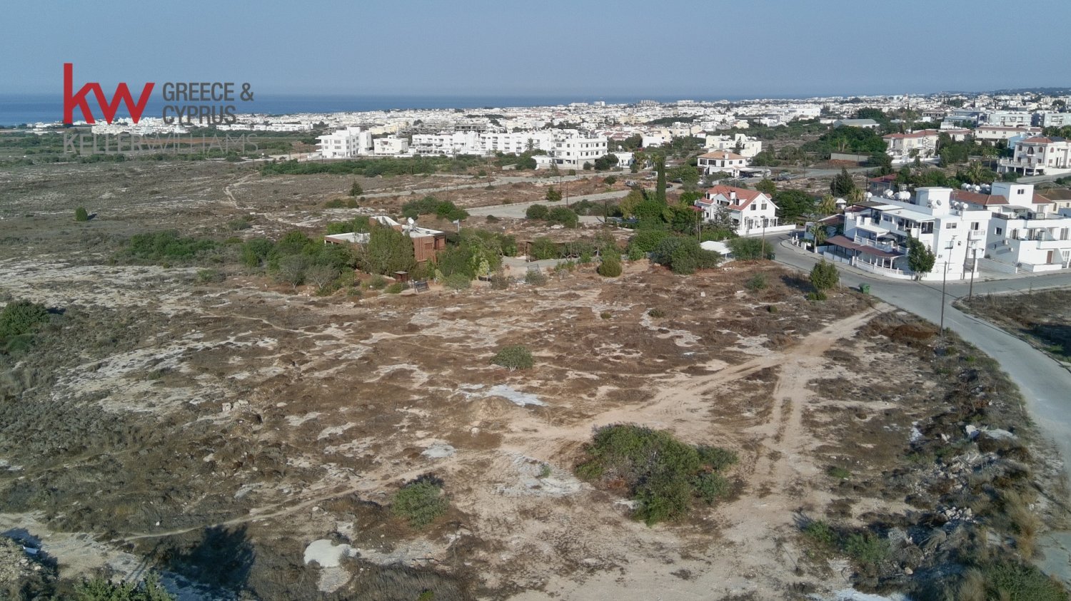 7200m2 Land in Paralimni, Ammochostos, Cyprus No. 40242
