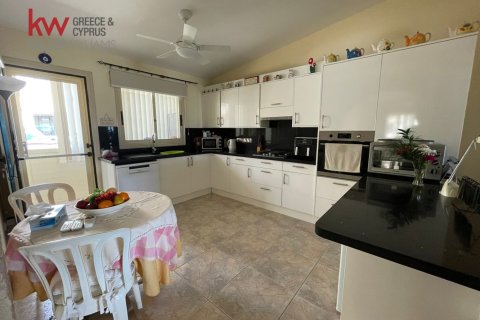 2 chambres Bungalow à Tala, Paphos, Chypre No. 61296