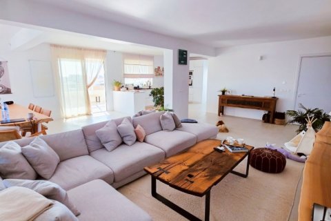 2 dormitorios Apartamento en Larnaca, Larnaka, Chipre No. 62634