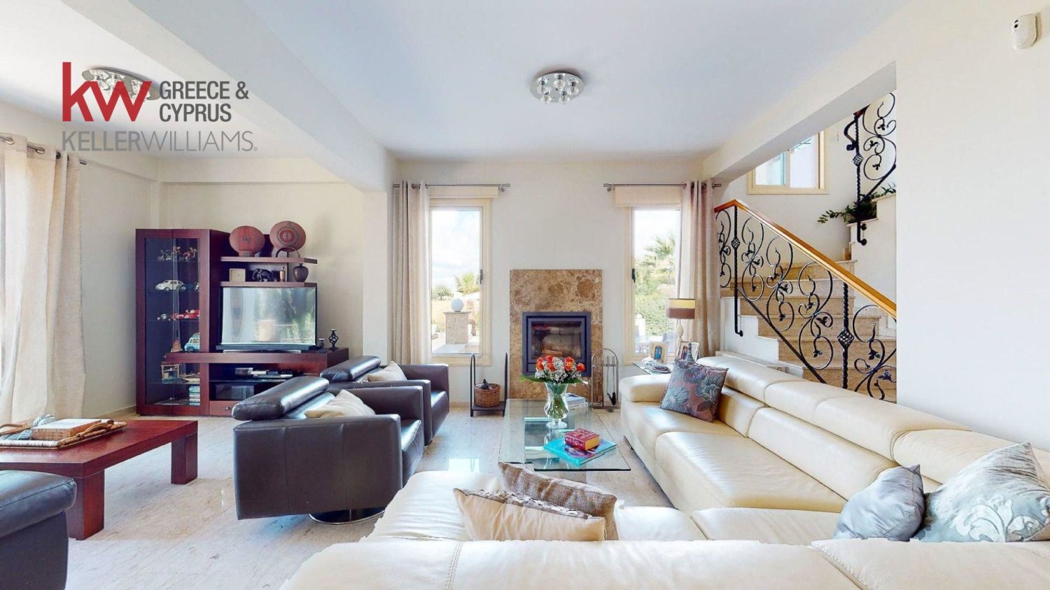 4 bedrooms Villa in Tala, Paphos, Cyprus No. 61143