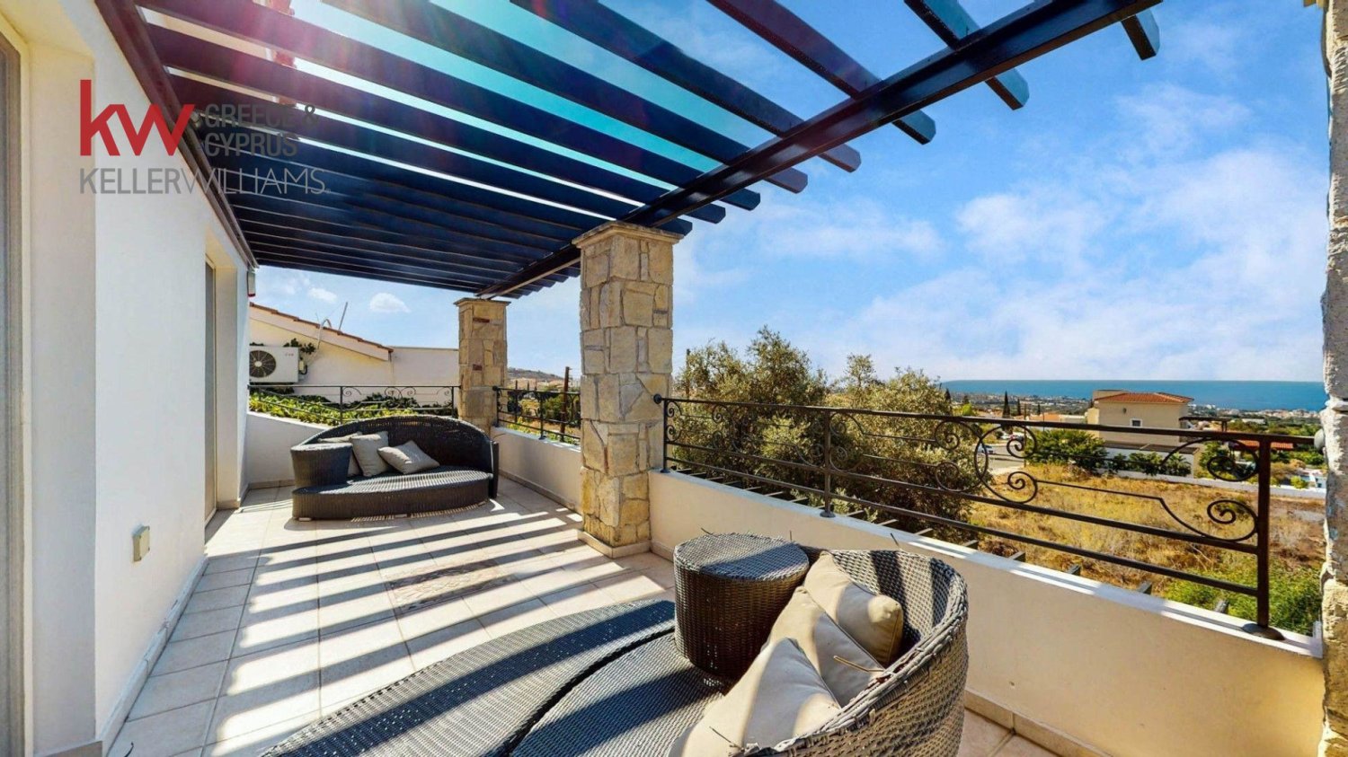 4 bedrooms Villa in Tala, Paphos, Cyprus No. 61143