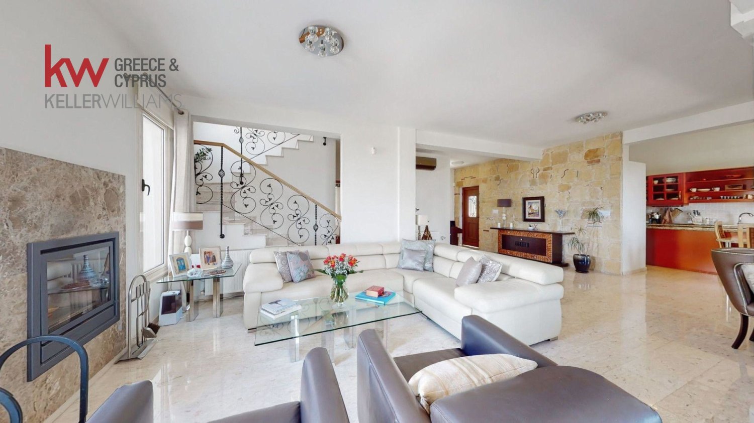 4 bedrooms Villa in Tala, Paphos, Cyprus No. 61143