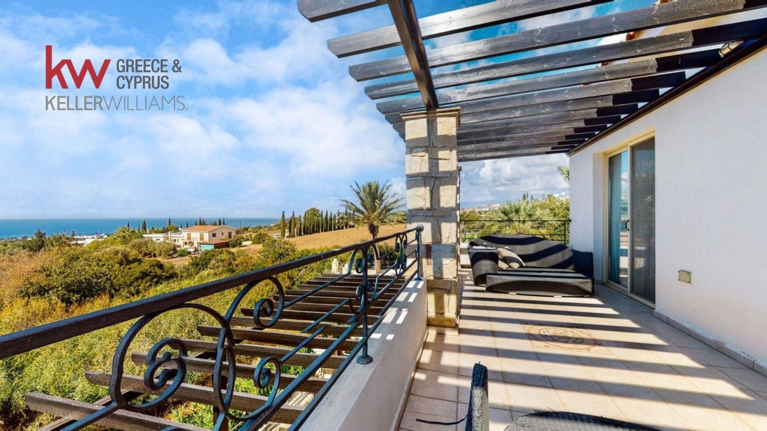 4 bedrooms Villa in Tala, Paphos, Cyprus No. 61143