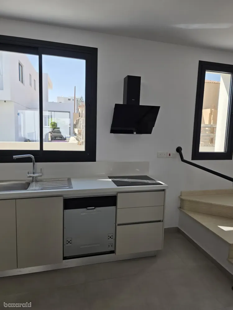 4 bedrooms Villa in Aradippou, Larnaka, Cyprus No. 62460