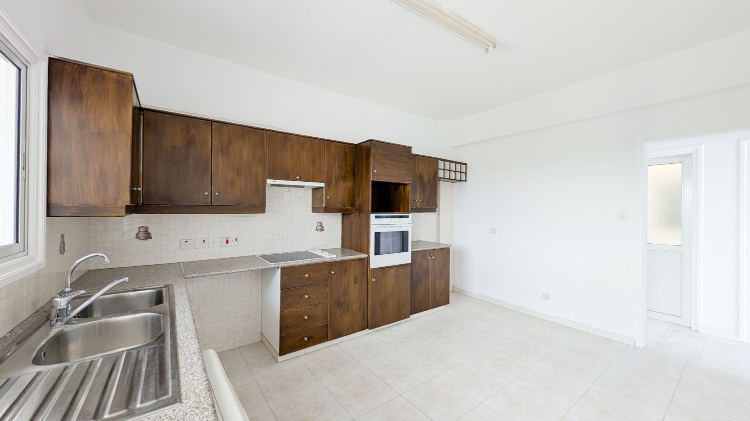 3 bedrooms Apartment in Nicosia, Cyprus No. 62506