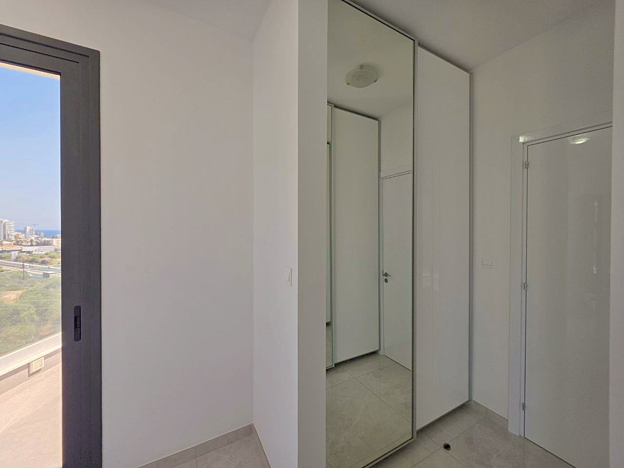 4 bedrooms Villa in Germasogeia, Limassol, Cyprus No. 62430