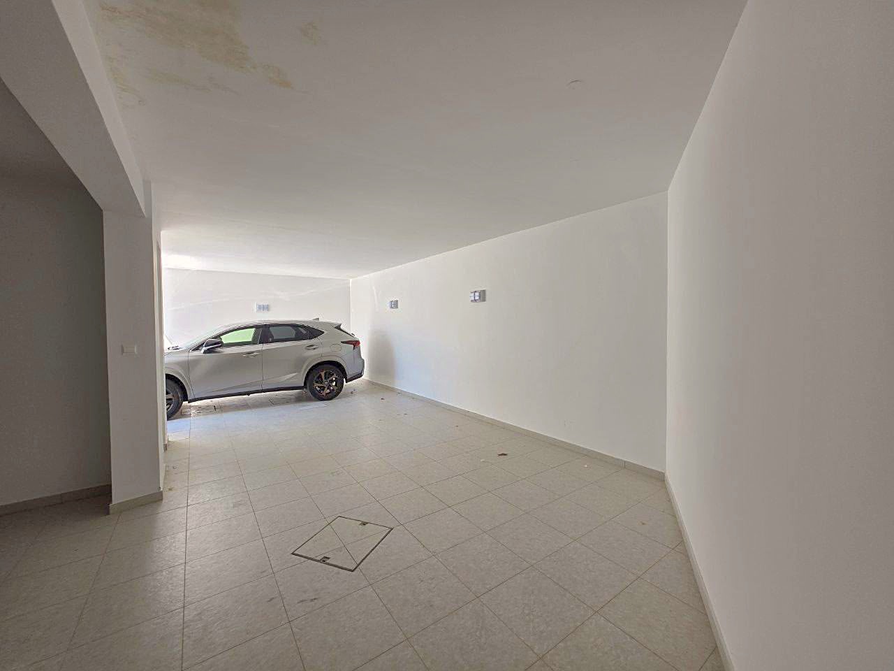 4 bedrooms Villa in Germasogeia, Limassol, Cyprus No. 62430