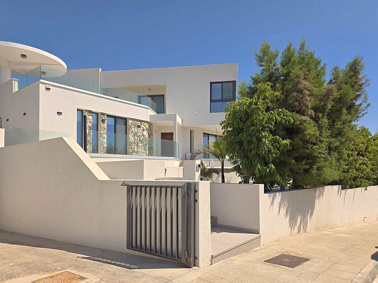 4 bedrooms Villa in Germasogeia, Limassol, Cyprus No. 62430