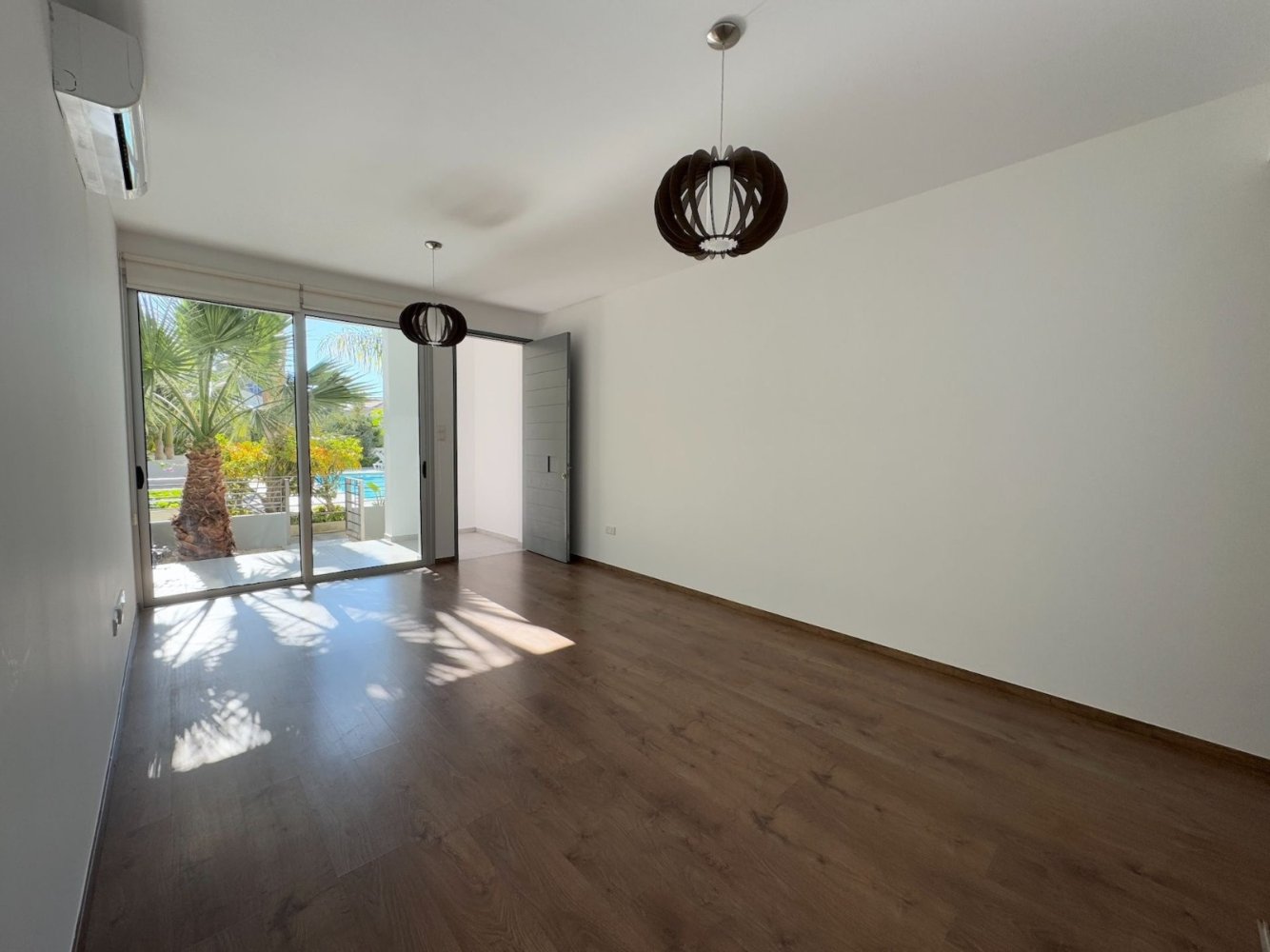 2 bedrooms Apartment in Germasogeia, Limassol, Cyprus No. 62169