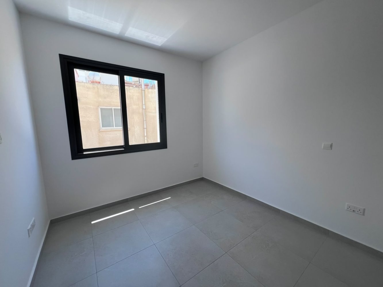 2 bedrooms Apartment in Larnaca, Larnaka, Cyprus No. 61508
