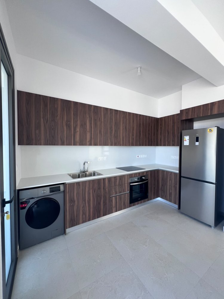 2 bedrooms Apartment in Larnaca, Larnaka, Cyprus No. 61508