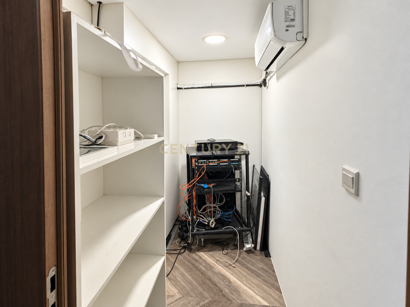 270m2 Oficina en Limassol, Chipre No. 58854