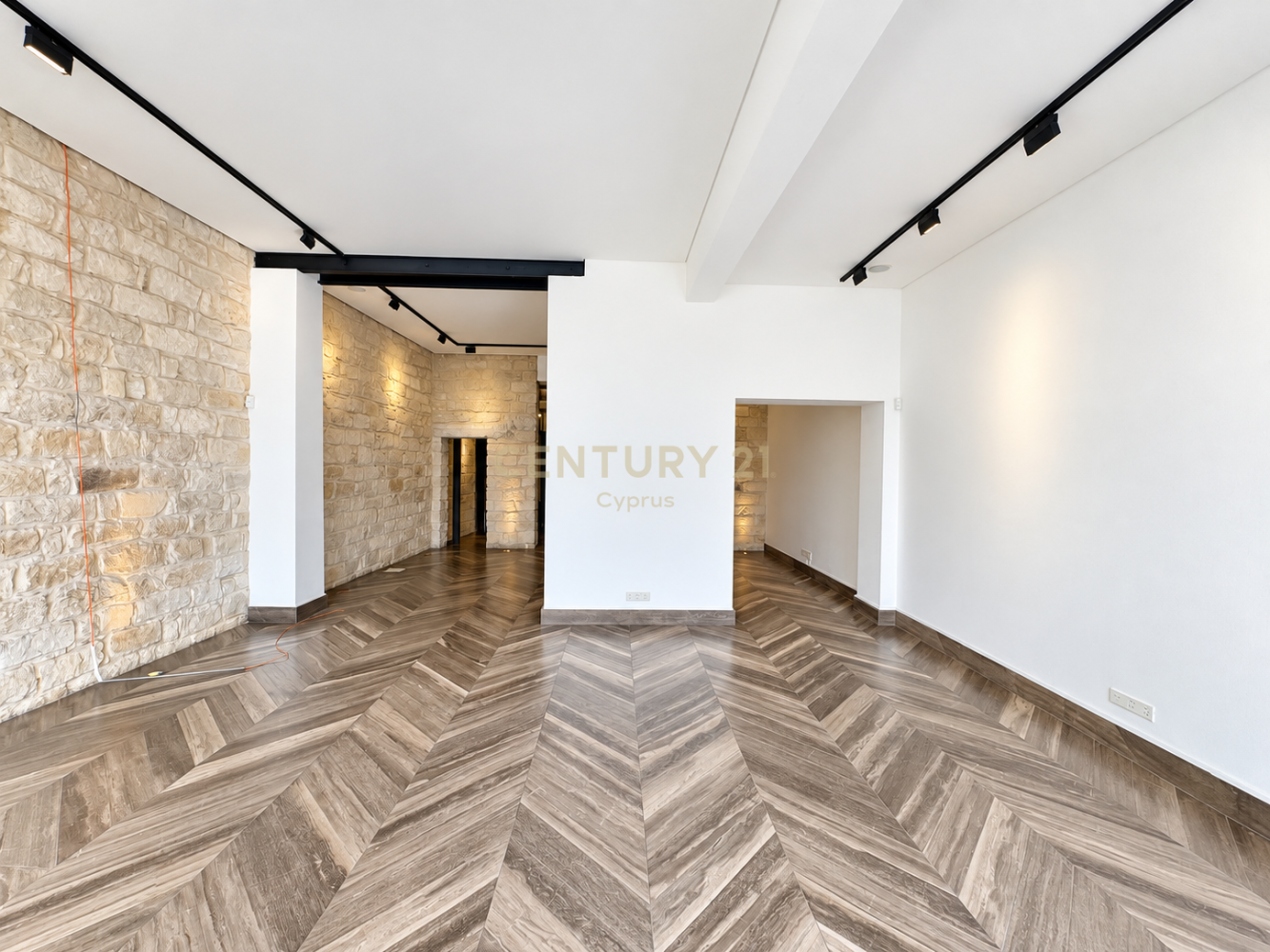 270m2 Oficina en Limassol, Chipre No. 58854