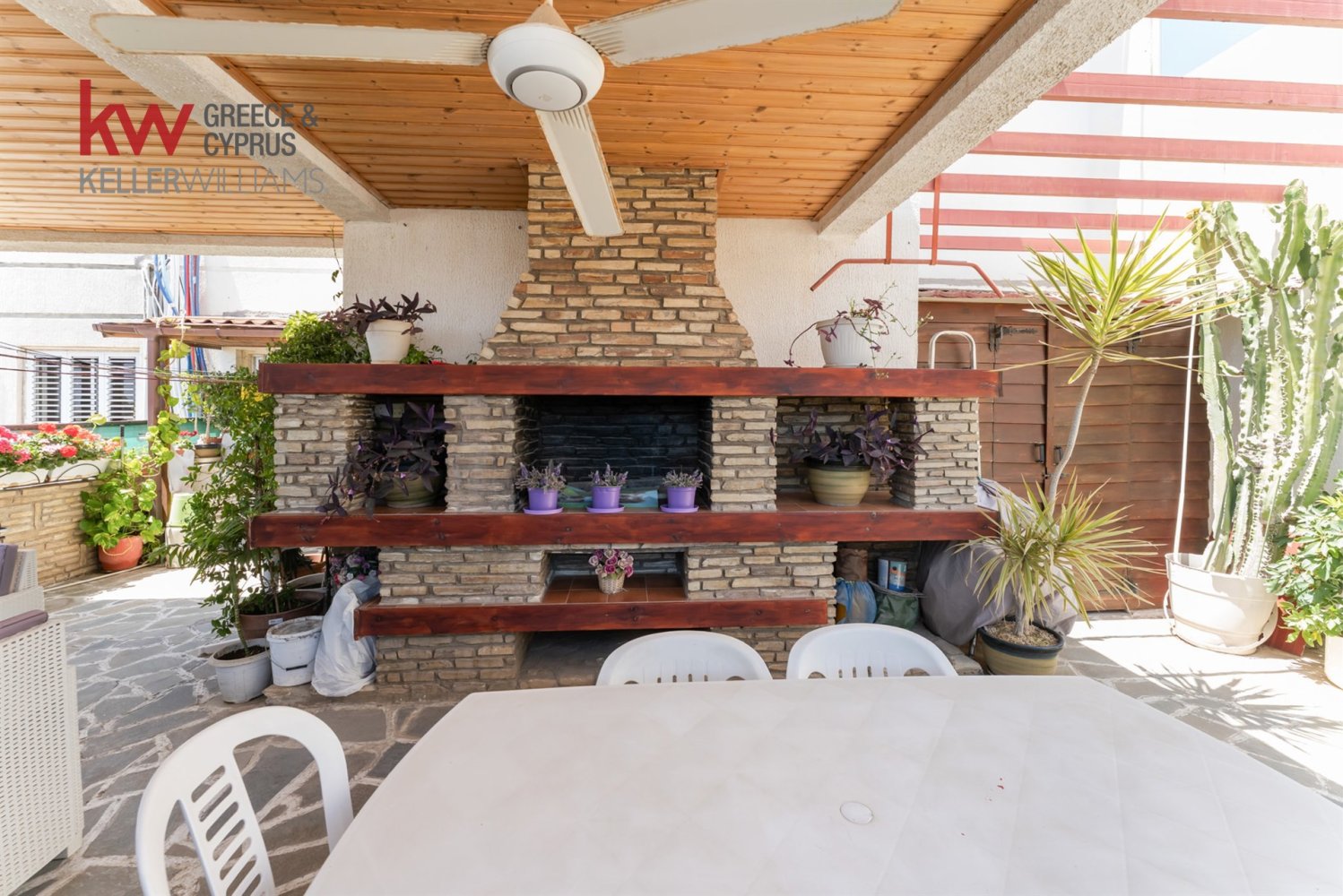 4 bedrooms Apartment in Larnaca, Larnaka, Cyprus No. 52271