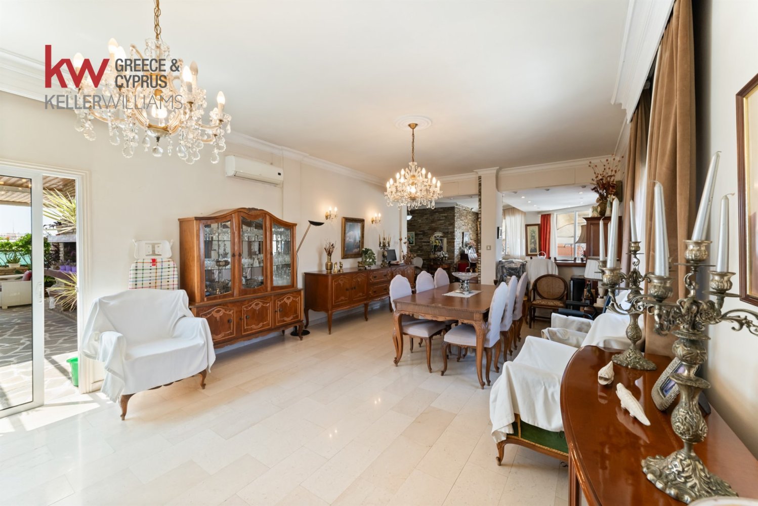 4 bedrooms Apartment in Larnaca, Larnaka, Cyprus No. 52271