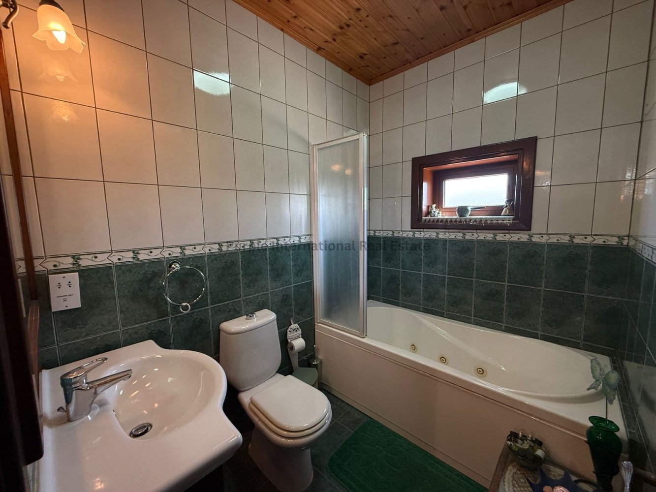 5 chambres Villa à Alethriko, Larnaka, Chypre No. 58955