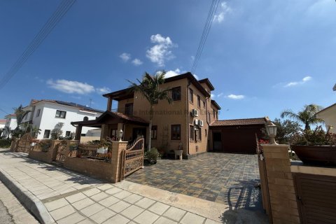 5 chambres Villa à Alethriko, Larnaka, Chypre No. 58955