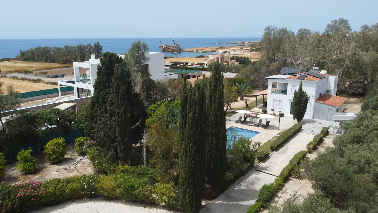 5 bedrooms Villa in Pegeia, Paphos, Cyprus No. 61096