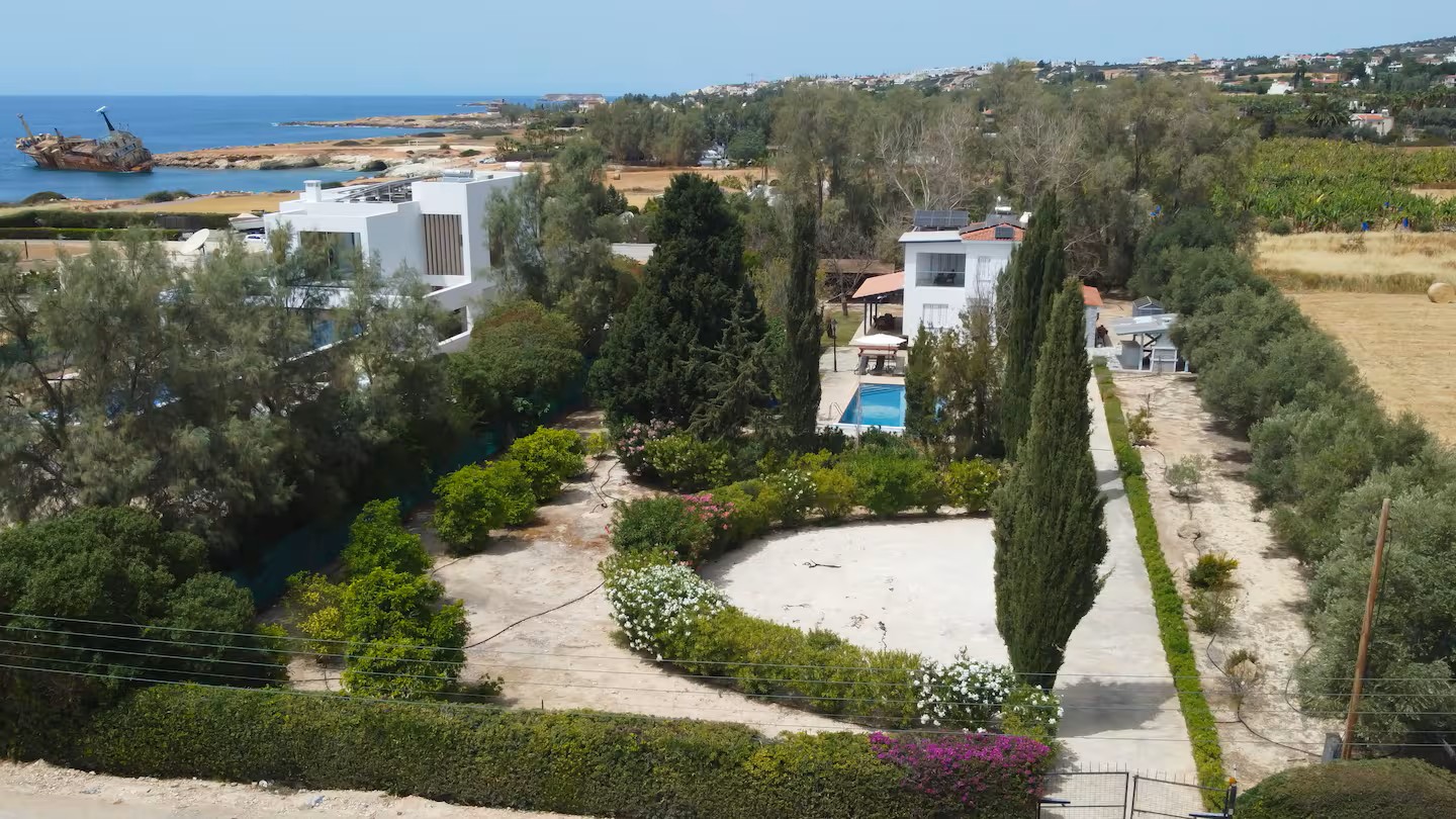 5 bedrooms Villa in Pegeia, Paphos, Cyprus No. 61096