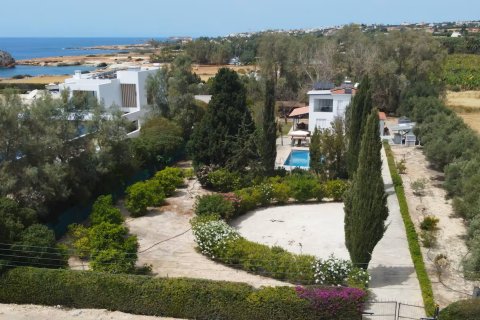 5 bedrooms Villa in Pegeia, Paphos, Cyprus No. 61096