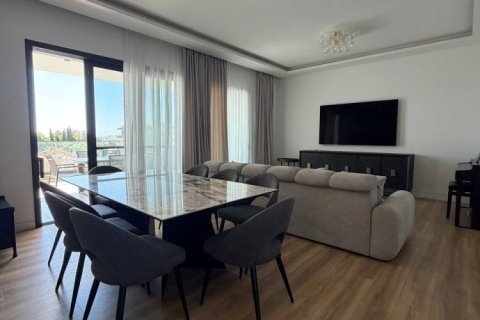 3 dormitorios Apartamento en Germasogeia, Limassol, Chipre No. 58971