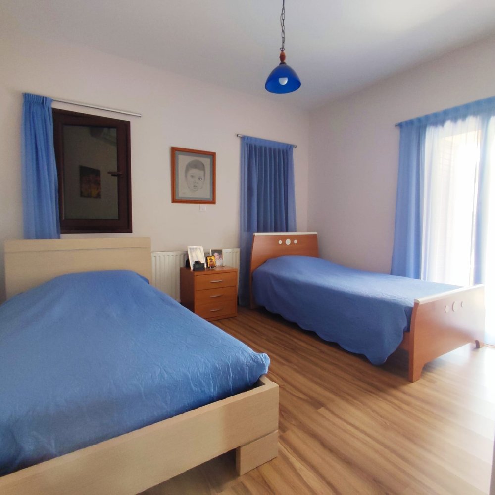4 bedrooms Villa in Agios Athanasios, Limassol, Cyprus No. 60870