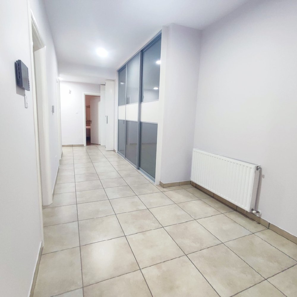 4 bedrooms Villa in Agios Athanasios, Limassol, Cyprus No. 60870