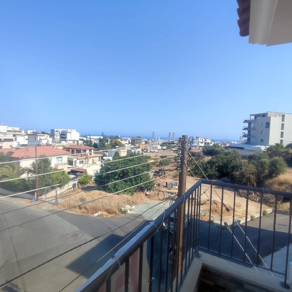 4 bedrooms Villa in Agios Athanasios, Limassol, Cyprus No. 60870