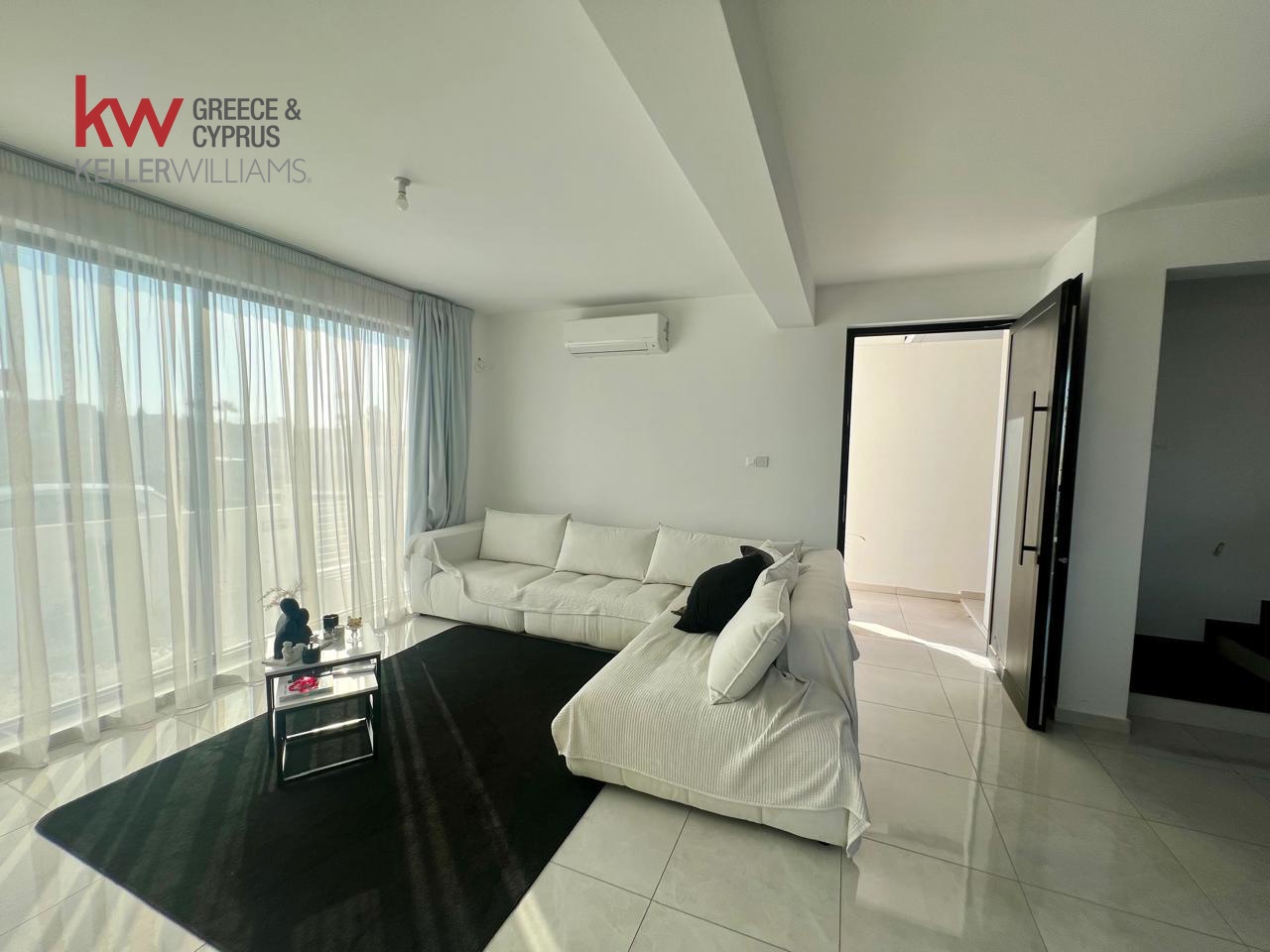3 bedrooms Townhouse in Aradippou, Larnaka, Cyprus No. 40575
