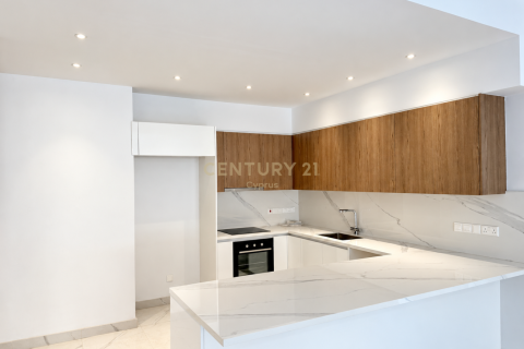 3 dormitorios Apartamento en Germasogeia, Limassol, Chipre No. 65458