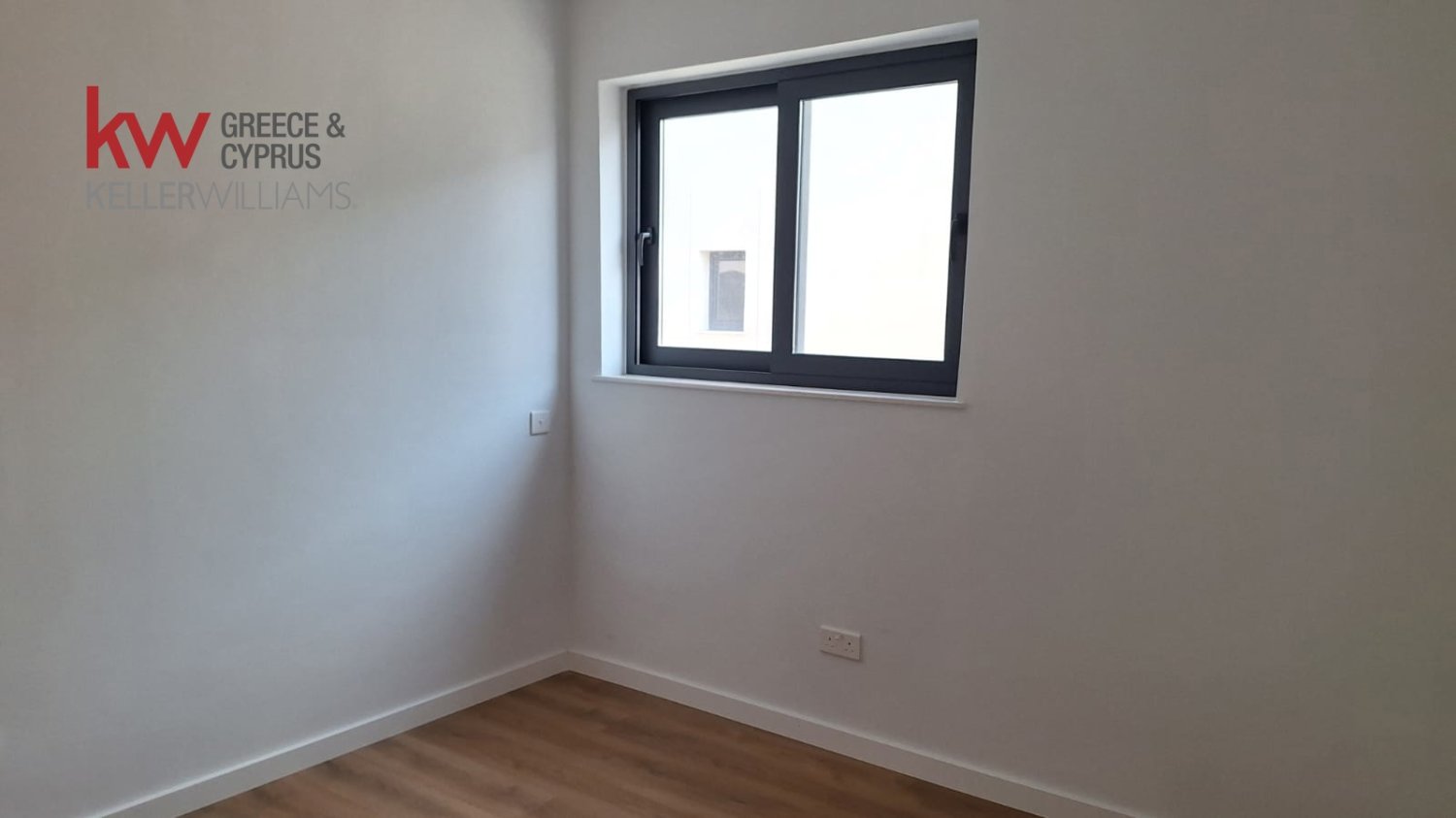 Квартира с 2 спальнями в Ларнака, Кипр № 40391