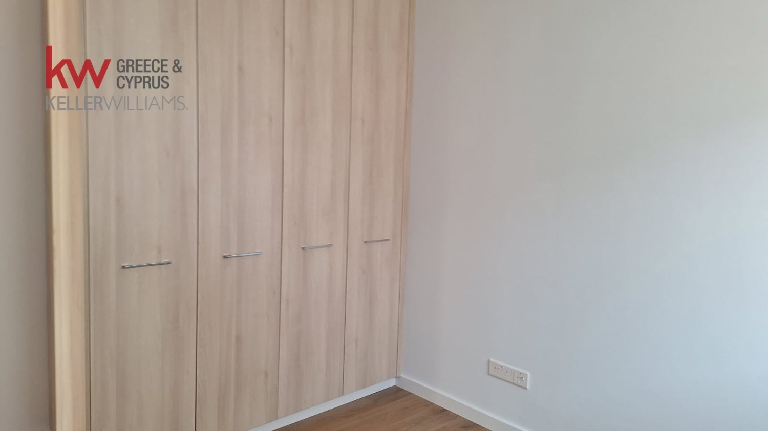 Квартира с 2 спальнями в Ларнака, Кипр № 40391