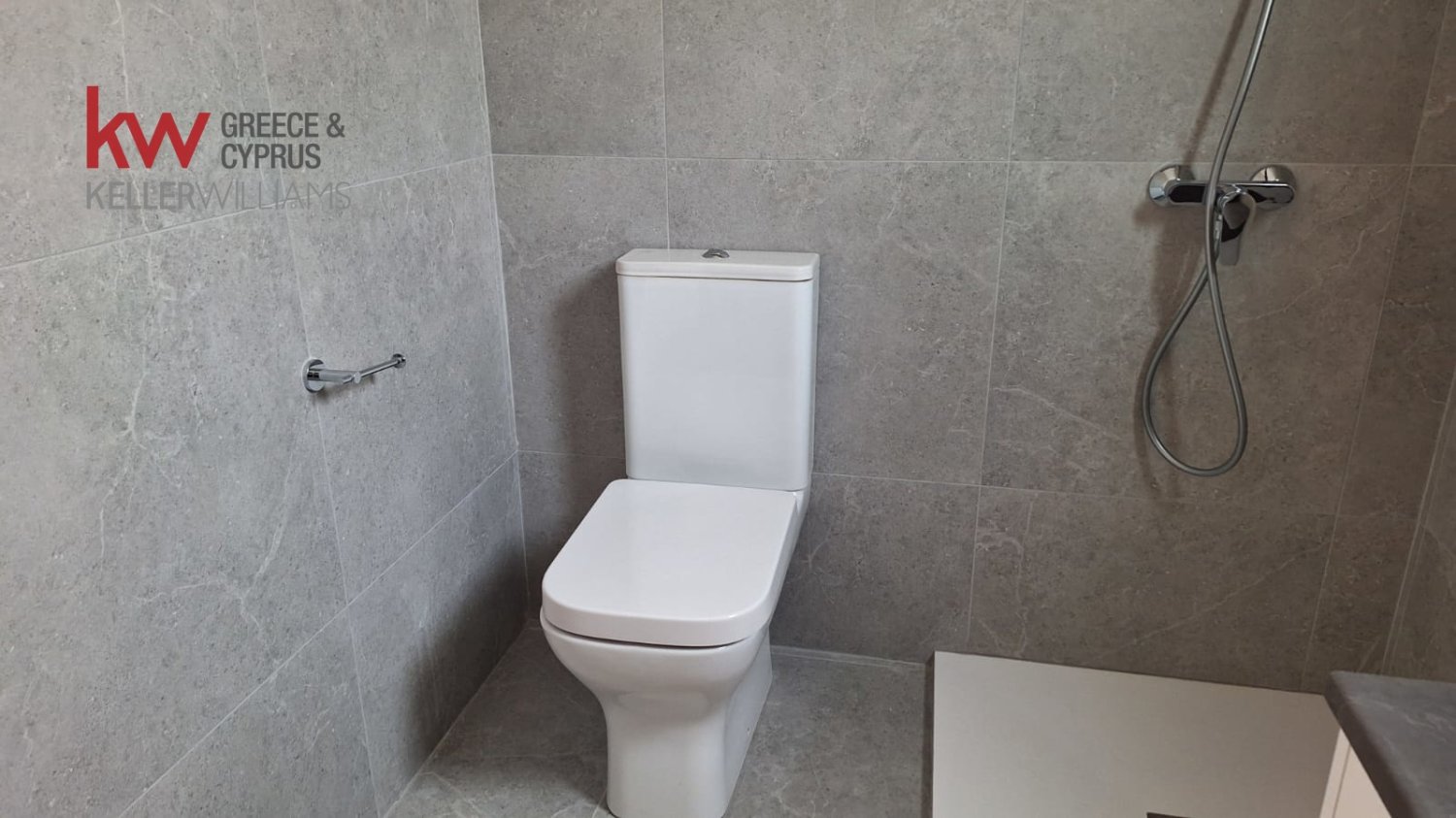 Квартира с 2 спальнями в Ларнака, Кипр № 40391