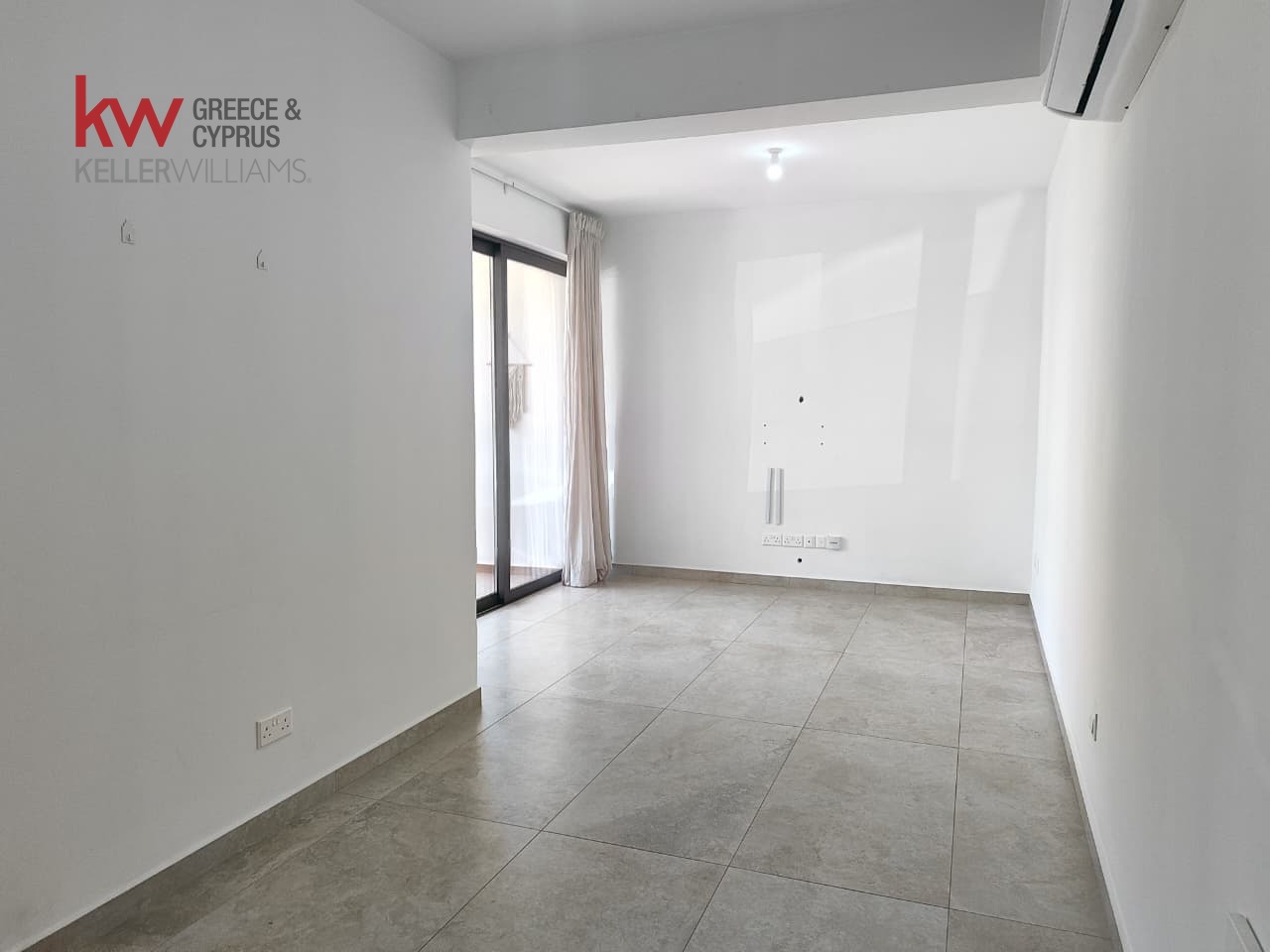 Квартира с 1 спальней в Арадипу, Ларнака, Кипр № 62617