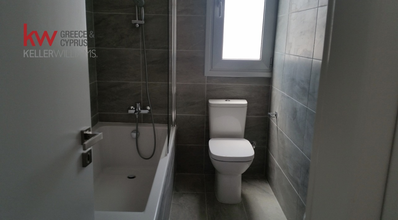 2 bedrooms Apartment in Larnaca, Larnaka, Cyprus No. 39535