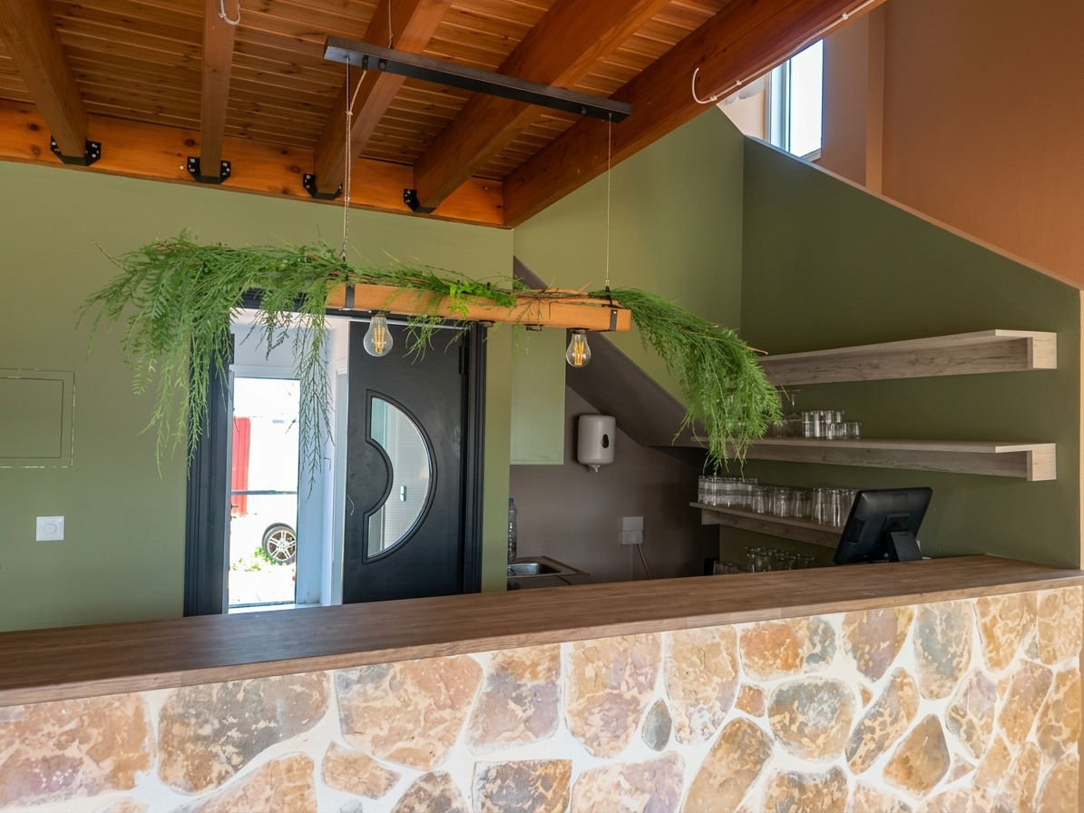 12 rooms Commercial property in Pervolia, Larnaka, Cyprus No. 62512