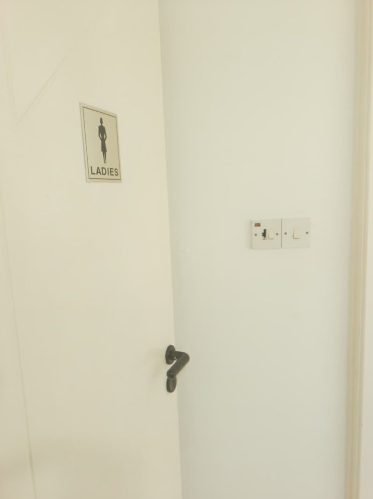 12 rooms Commercial property in Pervolia, Larnaka, Cyprus No. 62512