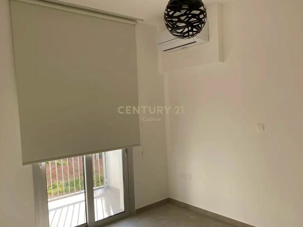3 dormitorios Apartamento en Agios Tychonas, Limassol, Chipre No. 58894