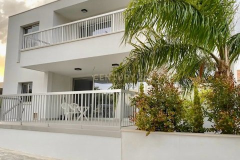 3 dormitorios Apartamento en Agios Tychonas, Limassol, Chipre No. 58894