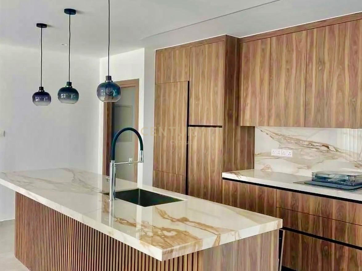 3 dormitorios Apartamento en Agios Tychonas, Limassol, Chipre No. 58894