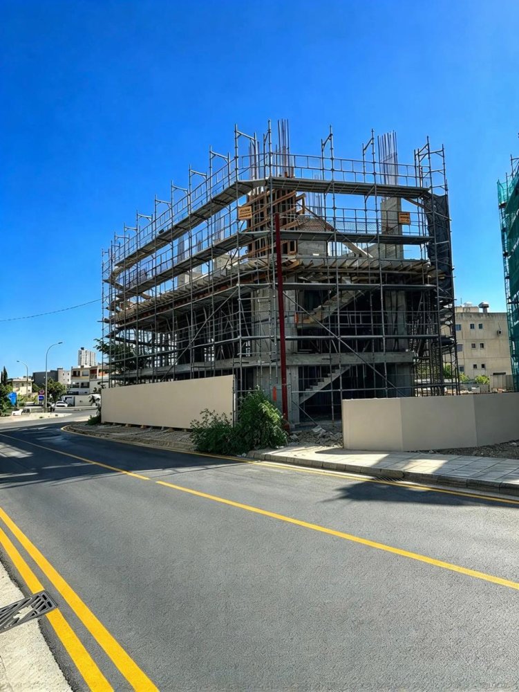 1904m2 Commercial property in Mesa Geitonia, Limassol, Cyprus No. 62689