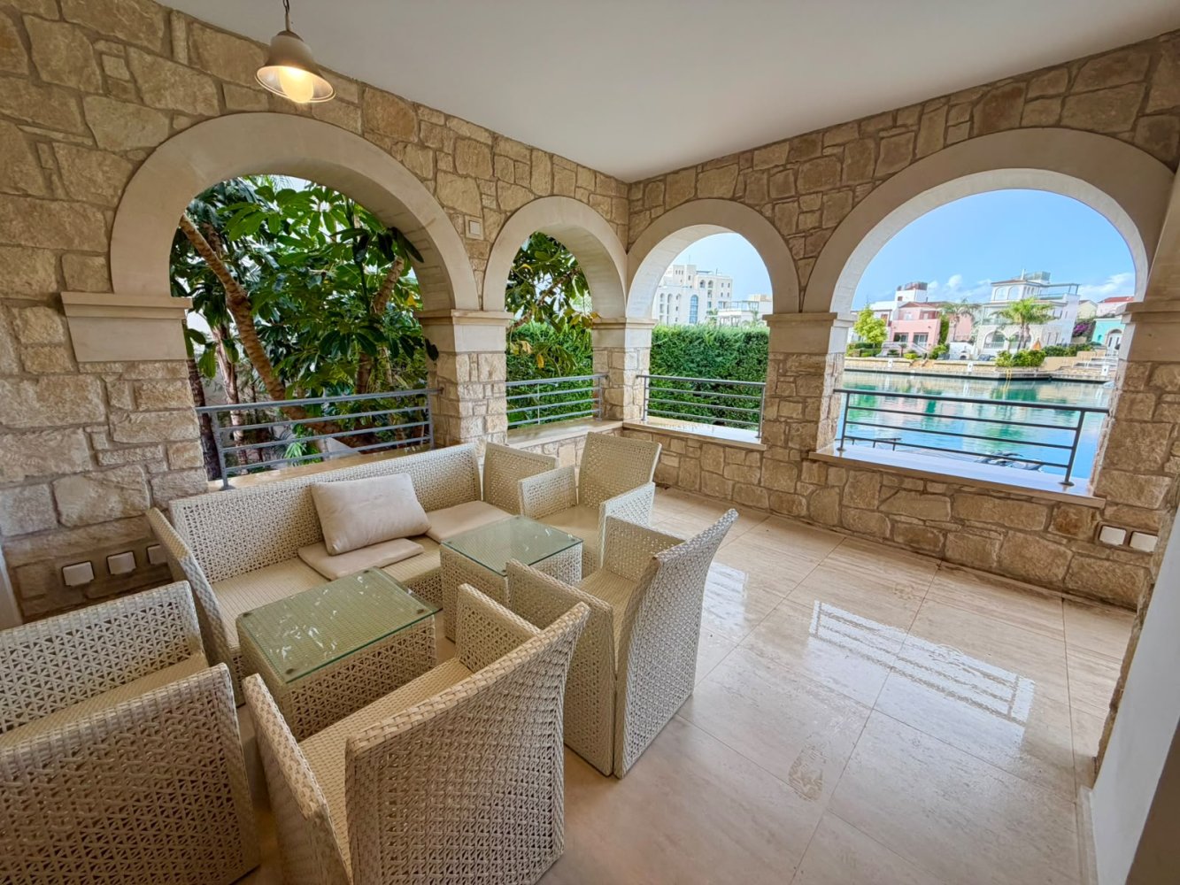 4 bedrooms Villa in Limassol, Cyprus No. 62713