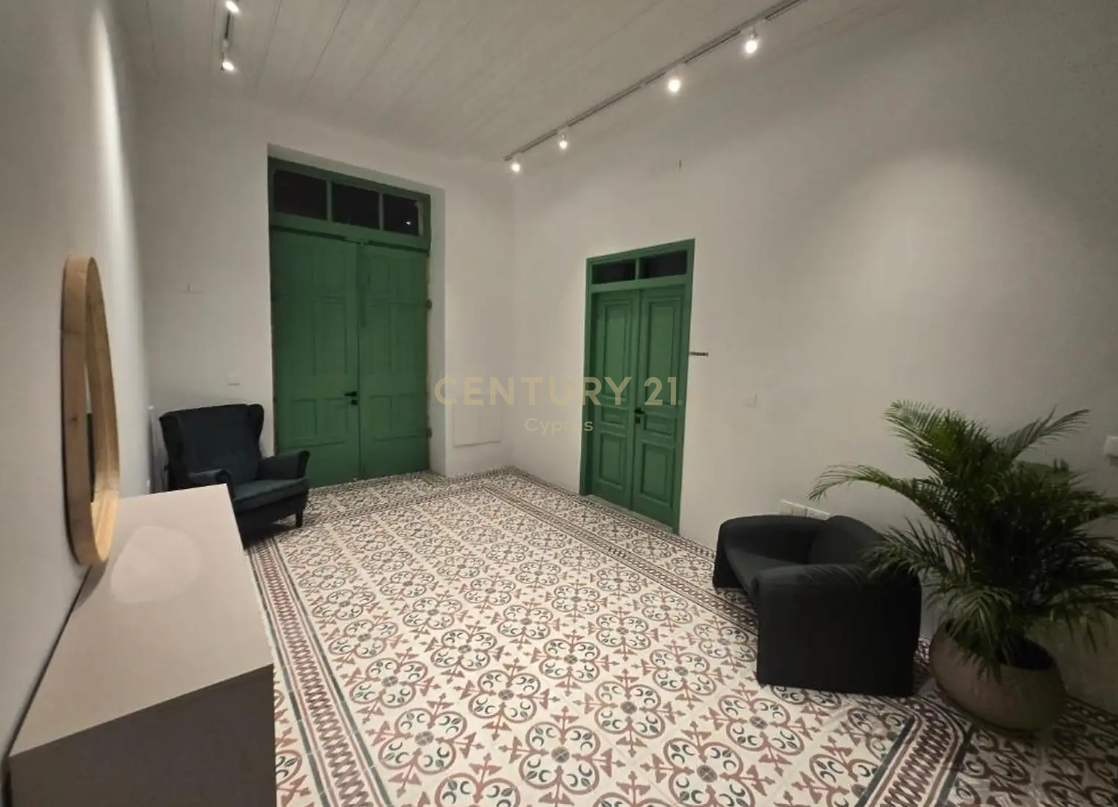 233m2 Local comercial en Limassol, Chipre No. 58918