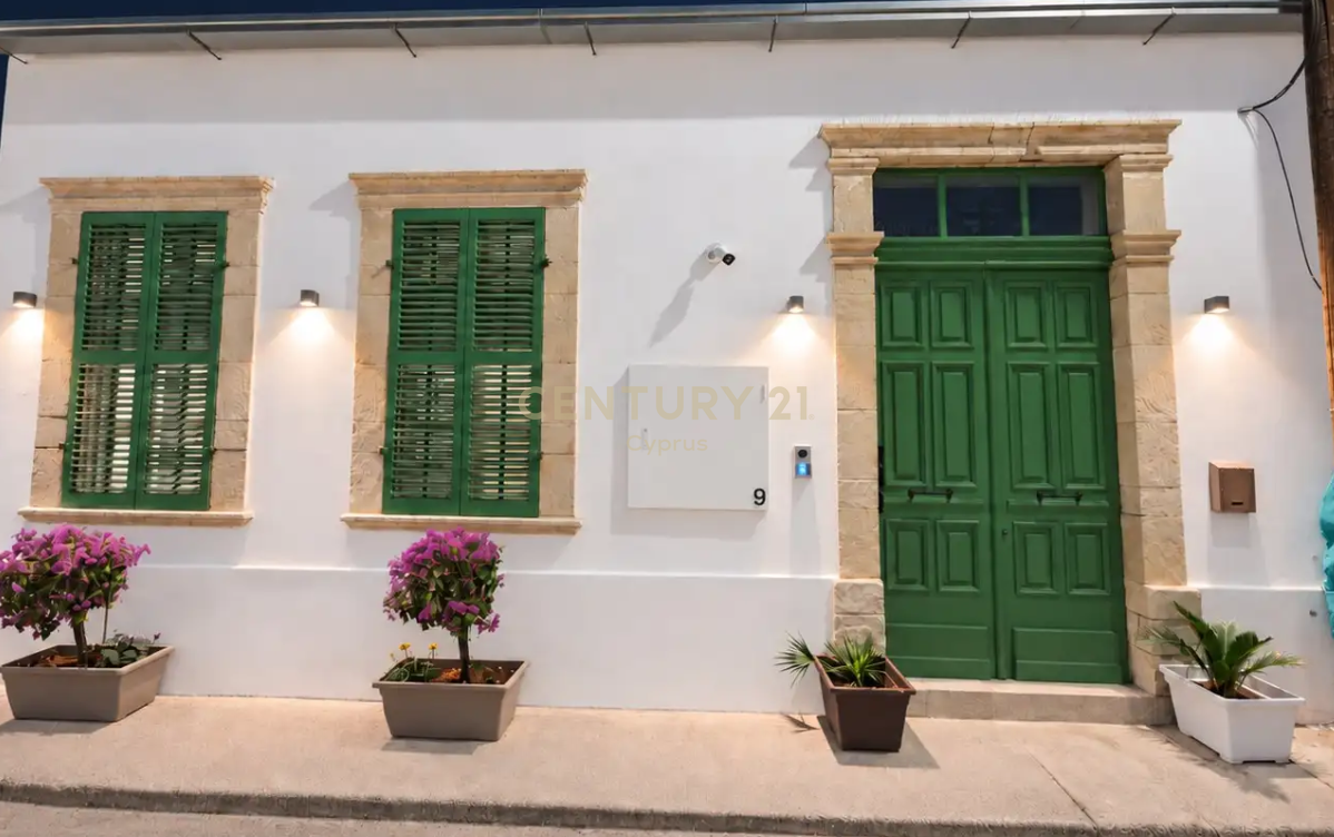 233m2 Local comercial en Limassol, Chipre No. 58918