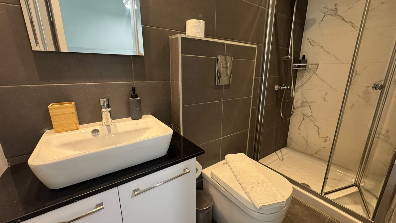 2 chambres Appartement à Larnaca, Larnaka, Chypre No. 65571